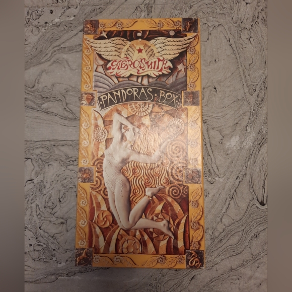 Aerosmith "Pandoras Box" CD Set - Picture 2 of 7